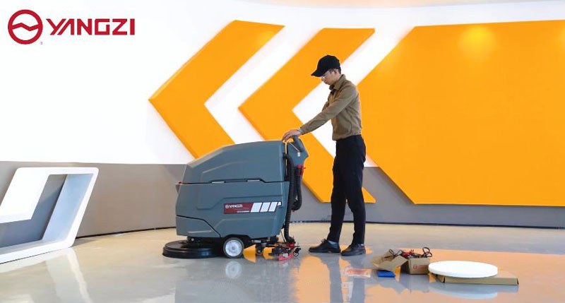 如何為您的學校選擇最好的洗地機