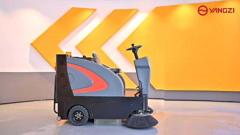 電動(dòng)掃地機(jī)簡(jiǎn)介 電動(dòng)掃地機(jī)簡(jiǎn)介