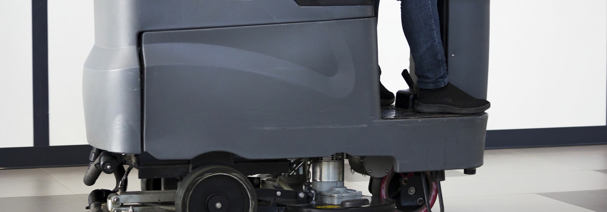 為什么工業洗地機和掃地機對醫療保健行業至關重要 為什么工業洗地機和掃地機對醫療保健行業至關重要