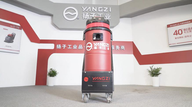 商用吸塵器與家用吸塵器:選擇哪一個(gè) 商用吸塵器與家用吸塵器:選擇哪一個(gè)
