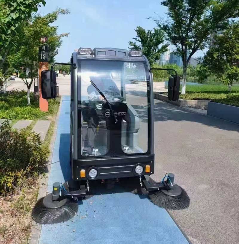 電動掃地車詳細介紹 電動掃地車詳細介紹