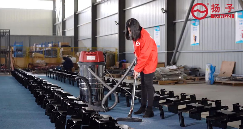 地毯清掃器與真空吸塵器 – 哪個最好？